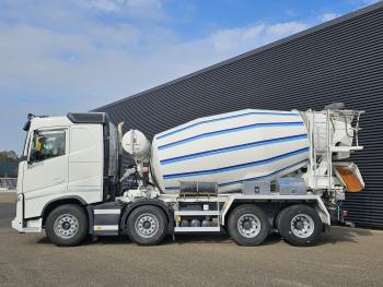 FH 540 8x4  / BOOGIE LIFT / 10m3 PUTZMEISTER - CONCRETE-MIXER / BETON-MISCHER